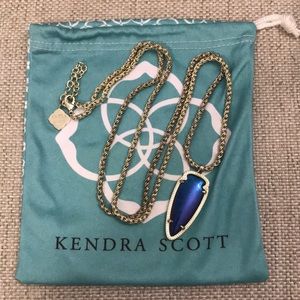 Kendra Scott necklace